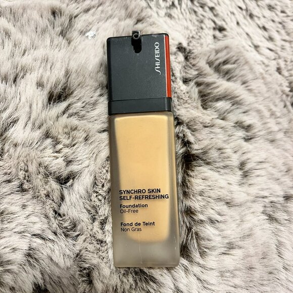 Shiseido Synchro Skin Self-Refreshing Foundation - Maple - Picture 3 of 4